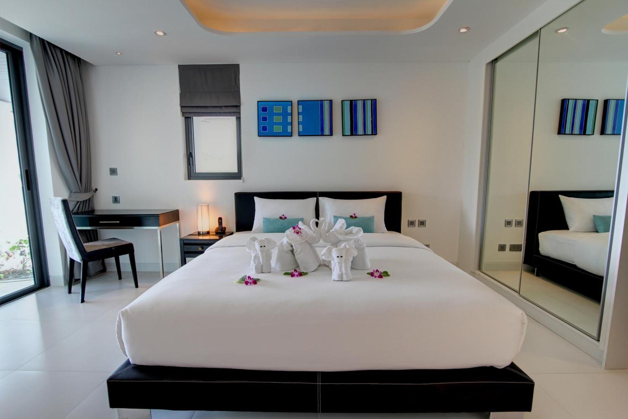 Lets Phuket Twin Sands Resort & Spa Patong Exterior photo