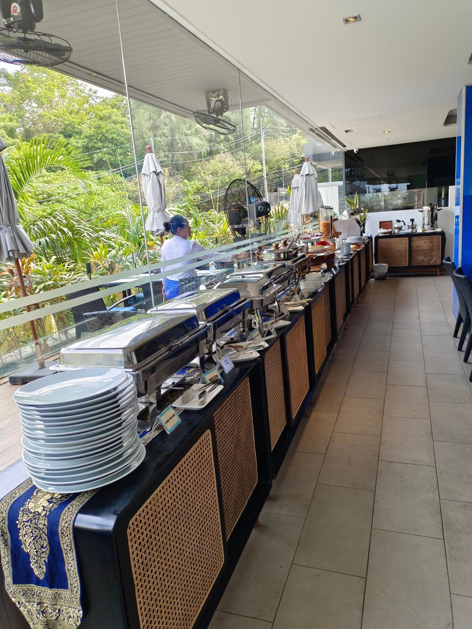 Lets Phuket Twin Sands Resort & Spa Patong Exterior photo